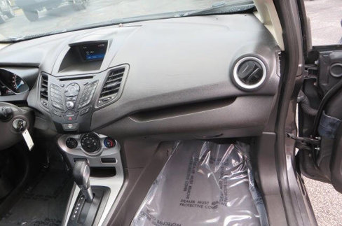 Used 2019 Ford Fiesta SE image 25