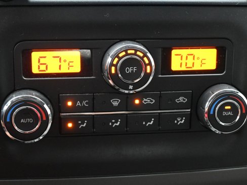 Used 2019 Nissan Frontier SV image 18
