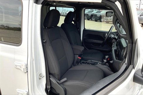 Used 2023 Jeep Wrangler Sport image 7