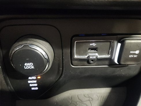 Used 2015 Jeep Renegade Latitude w/ Trailer Tow Group image 17