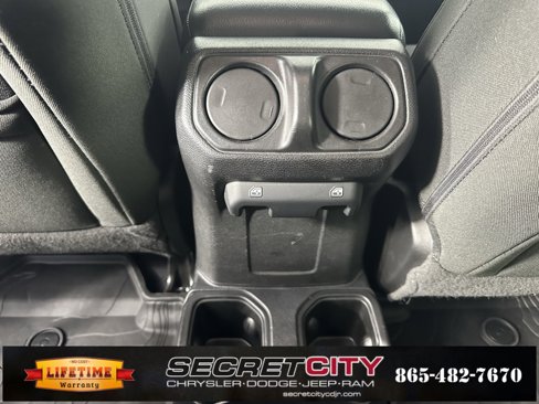 Used 2019 Jeep Wrangler Unlimited Sport S image 25