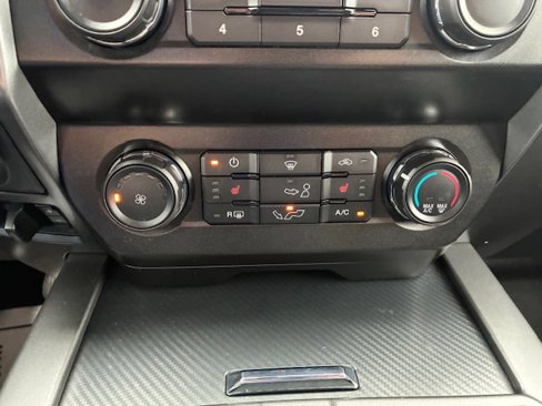 Used 2020 Ford F150 XLT w/ Equipment Group 302A Luxury image 25