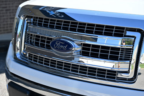 Used 2013 Ford F150 XLT w/ Luxury Equipment Group image 8
