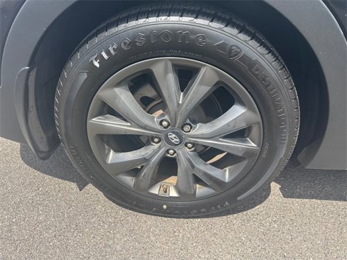 Used 2018 Hyundai Santa Fe Sport image 16