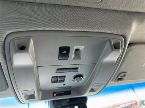 Used 2016 Chevrolet Tahoe LTZ image 29