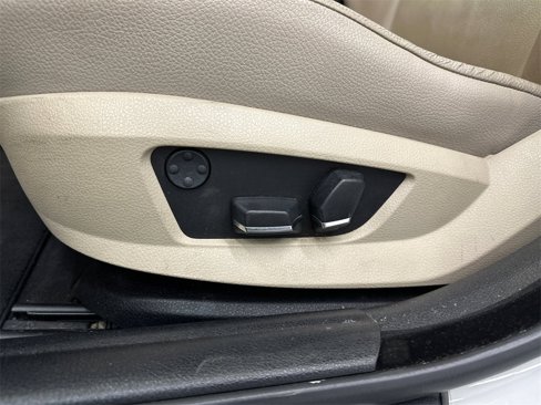 Used 2013 BMW 528i Sedan image 10