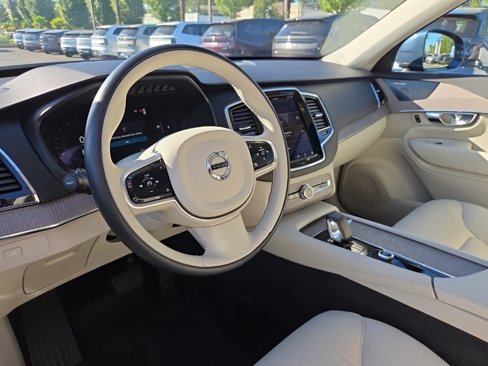 Certified 2023 Volvo XC90 B6 Plus w/ Protection Package Premier image 7