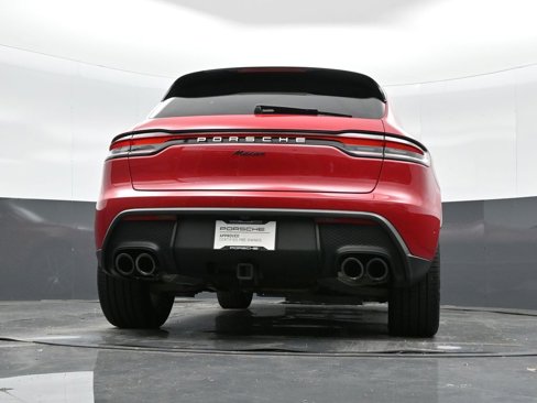 Used 2025 Porsche Macan image 36