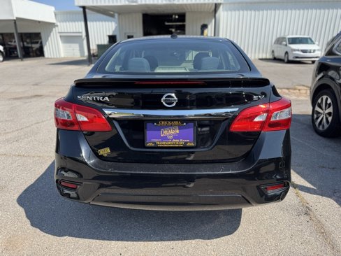 Used 2019 Nissan Sentra SV image 11