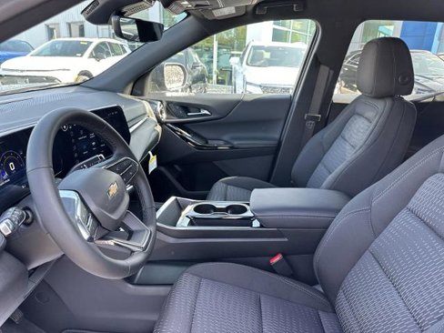 Certified 2025 Chevrolet Equinox LT w/ Safety and Technology Package image 9