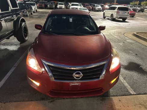 Used 2013 Nissan Altima 2.5 S image 2