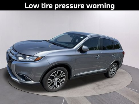 Used 2018 Mitsubishi Outlander SEL image 7