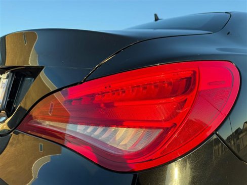 Used 2016 Mercedes-Benz CLA 250 4MATIC image 20