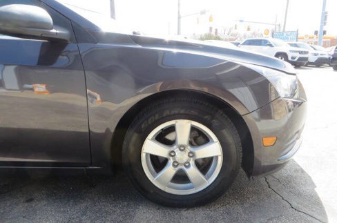 Used 2014 Chevrolet Cruze LT image 20