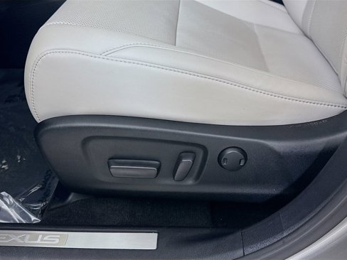 Used 2020 Lexus RX 350 AWD w/ Premium Package image 19