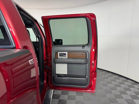 Used 2013 Ford F150 Lariat w/ Luxury Equipment Group image 31