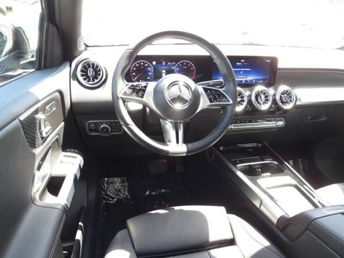 Certified 2024 Mercedes-Benz GLB 250 4MATIC image 10