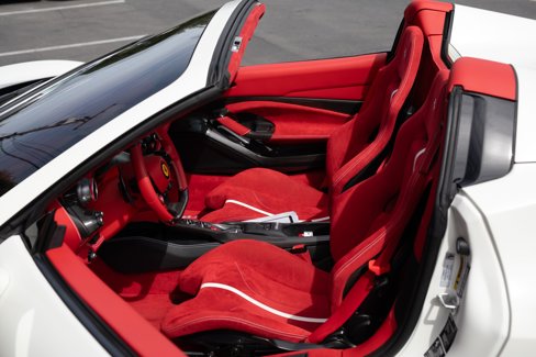 Used 2023 Ferrari F8 Tributo image 32