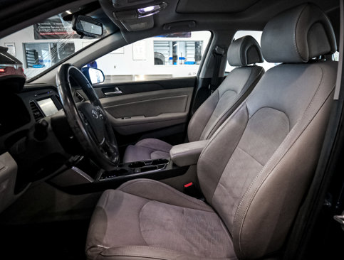 Used 2016 Hyundai Sonata Sport w/ Option Group 1V image 7