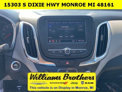 Used 2021 Chevrolet Equinox LS w/ LS Convenience Package image 16