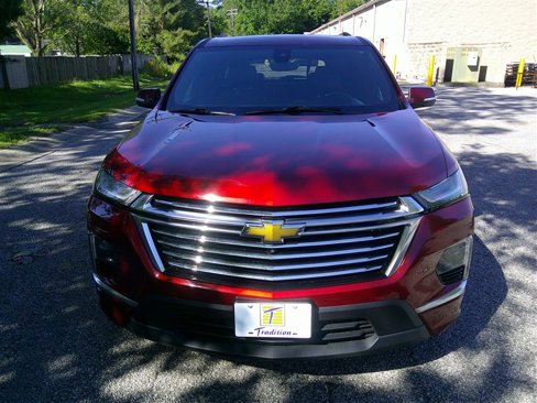 Used 2023 Chevrolet Traverse Premier w/ LPO, Floor Liner Package image 8