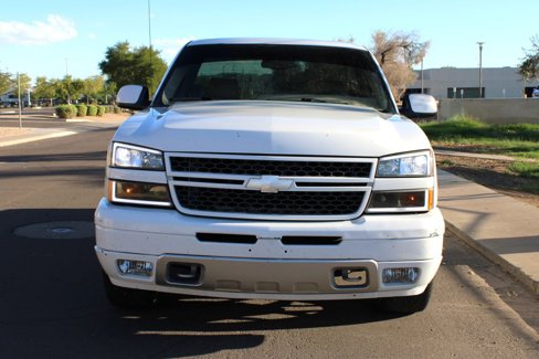 Used 2005 Chevrolet Silverado 1500 LS w/ Light Duty Power Package image 2