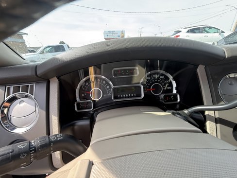 Used 2014 Ford Expedition XL image 11
