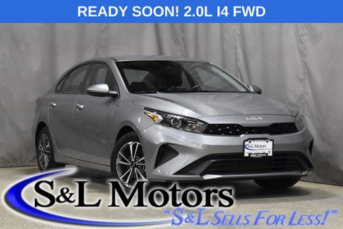 Used 2024 Kia Forte LXS image 1