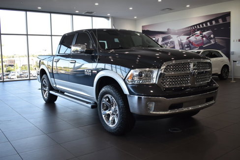 Used 2017 RAM 1500 Laramie image 5