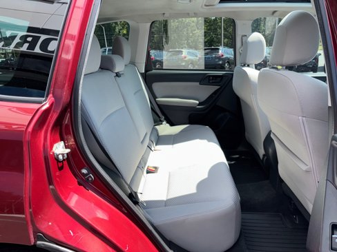 Used 2017 Subaru Forester 2.5i Premium w/ All-Weather Package image 41