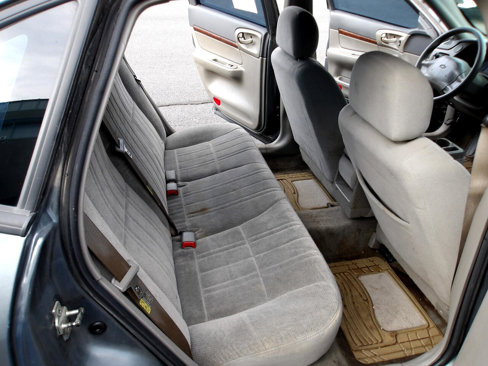 Used 2005 Chevrolet Impala LS w/ Sport Appearance Package image 11