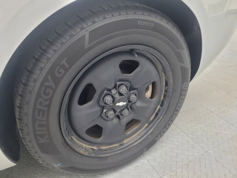 Used 2013 Chevrolet Camaro LS image 31
