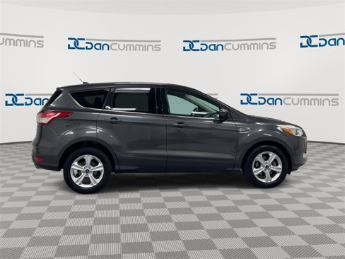 Used 2015 Ford Escape SE image 9