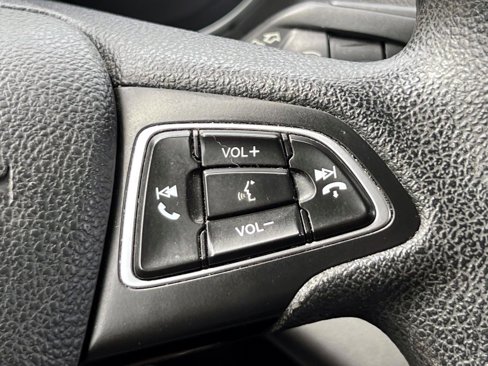 Used 2018 Ford Escape SE image 21