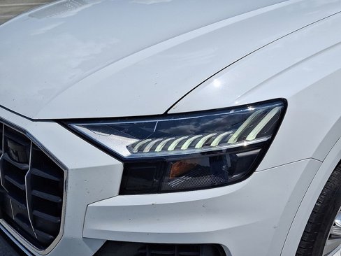 Used 2020 Audi Q8 Prestige image 12