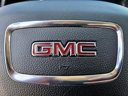 Used 2020 GMC Terrain SLE image 27