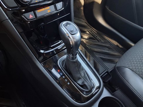 Used 2018 Buick Encore Preferred image 9
