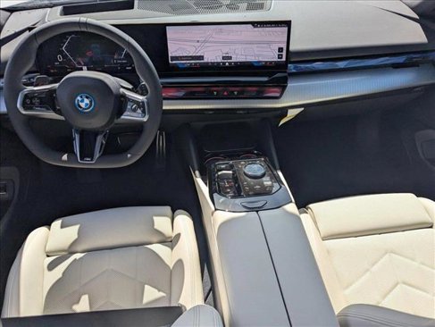 New 2026 BMW i5 eDrive40 w/ M Sport Package image 14