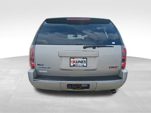 Used 2009 GMC Yukon Denali image 9