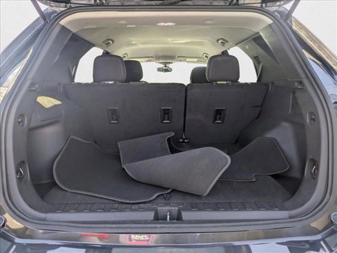 Used 2023 Chevrolet Equinox LT image 4