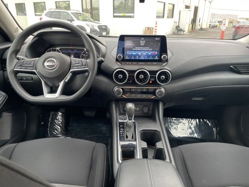 Used 2024 Nissan Sentra SV image 33