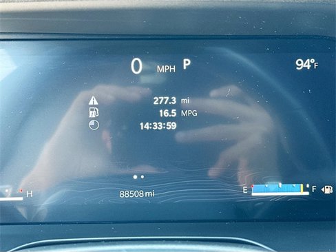 Used 2021 Jeep Grand Cherokee L Laredo image 12