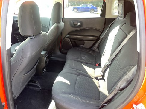 Used 2018 Jeep Compass Sport w/ Tech Group image 8