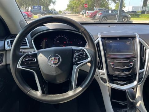 Used 2014 Cadillac SRX FWD image 18