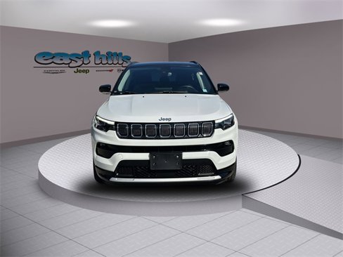 Used 2022 Jeep Compass Limited w/ Elite Group image 9
