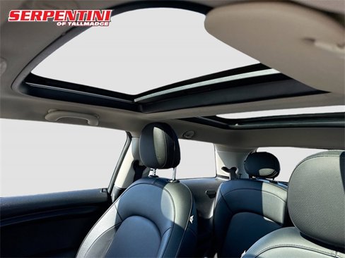 Used 2015 MINI Cooper 2-Door Hardtop image 22