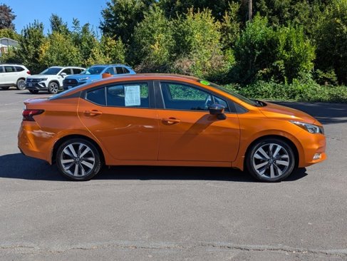 Used 2021 Nissan Versa SR w/ Convenience Package image 6