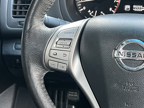 Used 2015 Nissan Altima 2.5 SL w/ Moonroof Package image 36