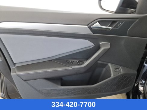 New 2025 Volkswagen Jetta SE image 17