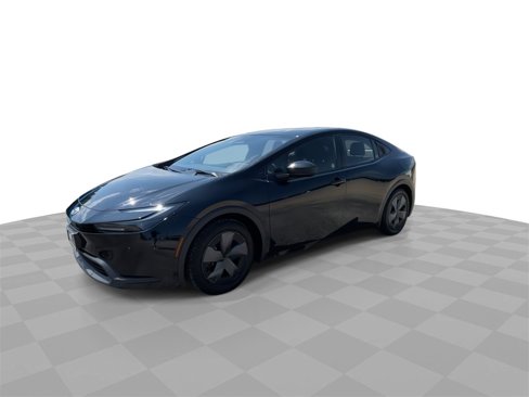 Used 2024 Toyota Prius LE image 6